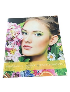 Catalogues publicitaires de cosmétiques <span class=keywords><strong>et</strong></span> de produits de beauté Impression CMYK complète Papier couché recyclable avec laminage mat <span class=keywords><strong>et</strong></span> revêtement UV - Product Image 3