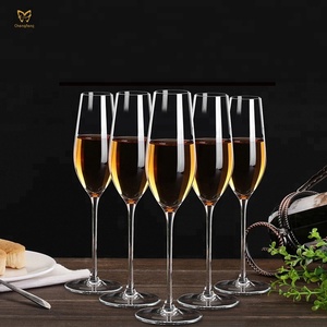 Flûte à <span class=keywords><strong>champagne</strong></span> en cristal soufflé à la main de luxe de 180 ml, verre en forme de <span class=keywords><strong>tulipe</strong></span> - Product Image 2