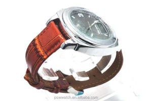 Alibaba express vente chaude <span class=keywords><strong>montre</strong></span> en cuir véritable <span class=keywords><strong>montre</strong></span> solaire affichage numérique <span class=keywords><strong>montre</strong></span> - Product Image 5