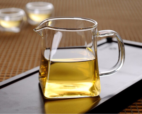 clear glass hot water glass pitcher with handle borosilicate glass teapot OEM size or shape