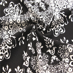 Tissu en gros 2026 Chine – Tissu tricoté jacquard en polyester et élasthanne imprimé pour robes - Product Image 4