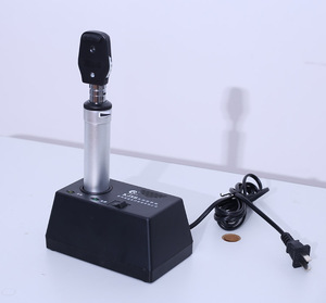 Oftalmoskop Langsung KJ8B, Oftalmoskop Isi Ulang, Produsen Terpercaya dari Tiongkok - Product Image 4