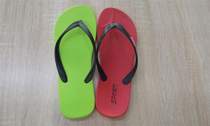 Máquina para Hacer <span class=keywords><strong>Chanclas</strong></span> de PVC de Bajo Costo para Mujer - Product Image 5