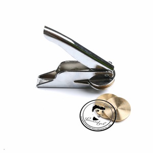 Con Dấu Dập Nổi Bỏ Túi Thiết Kế Mới - Product Image 3