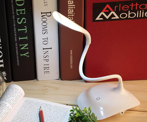 Chất lượng cao linh hoạt sạc USB LED bàn đèn đọc sách thiết kế hiện đại bán Hot Led Đọc ánh sáng - Product Image 4