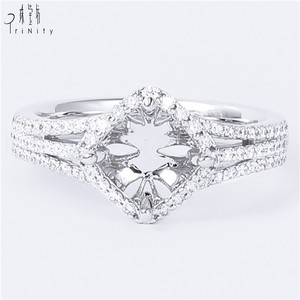 แหวนยึดกึ่งทองคำขาว18K สำหรับผู้หญิงสไตล์คลาสสิกงานหมั้นประดับเพชรธรรมชาติ - Product Image 1