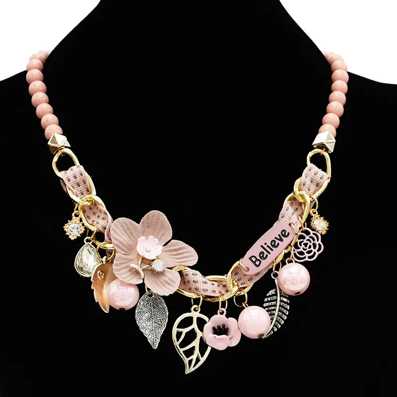 New Fahion ladies Necklace Acrylic Bead Chain Necklace Leaf Pendant Flower Statement Necklace Jewelries