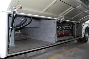 Venta caliente famoso Dongfeng Diesel China Marca Proveedor Nuevos Autobuses - Product Image 5