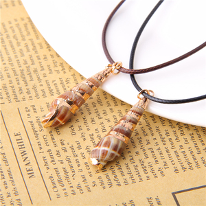 Collana di conchiglie Lateefah Boho collana di conchiglie piccola conchiglia ciondolo di conchiglia per donna in porcellana regalo di conchiglia - Product Image 4