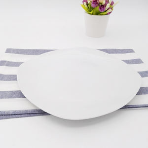 นอร์ดิกที่เรียบง่ายในชีวิตประจำวันสร้างสรรค์บนโต๊ะอาหารสเต็กขนมขบเคี้ยวพาสต้าสลัดขนมตารางสีขาวแผ่นเซรามิกสำหรับโรงแรมบ้านร้านอาหาร - Product Image 2