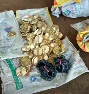 Ledfre — vidange de toit en fonte coloris jaune, EN877, mètres en acier, manteau époxy - Product Image 2