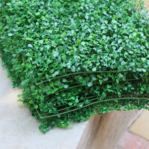 Mur végétal artificiel en herbe de <span class=keywords><strong>Milan</strong></span> résistant aux UV de haute qualité et bon marché V-3218 pour la décoration de fond intérieure - Product Image 1