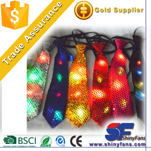 LED Pet Vest Dog Harness Segurança no escuro Feito de poliéster com serigrafia de seda - Product Image 2