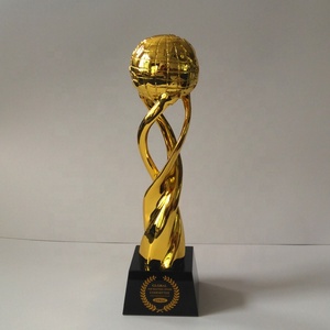 Crystal sports awards <span class=keywords><strong>trofei</strong></span> in resina placcata oro in metallo personalizzati globali <span class=keywords><strong>per</strong></span> la cerimonia di premi della competizione o dell'azienda - Product Image 3