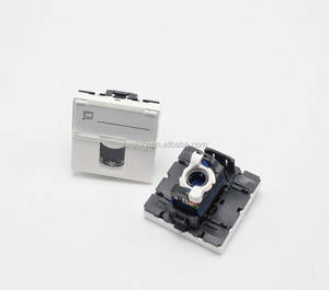 Connecteur Keystone Legrand de type français UTP RJ45 cat.5e ou cat.6 45x45mm - Product Image 1