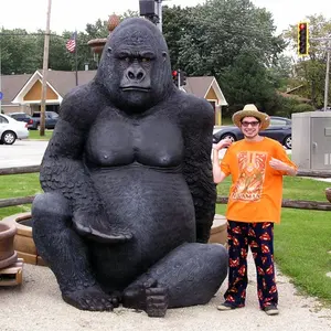 Benutzer definierte große schwarze Harz Tiers kulptur Fiberglas König Kong Statue
