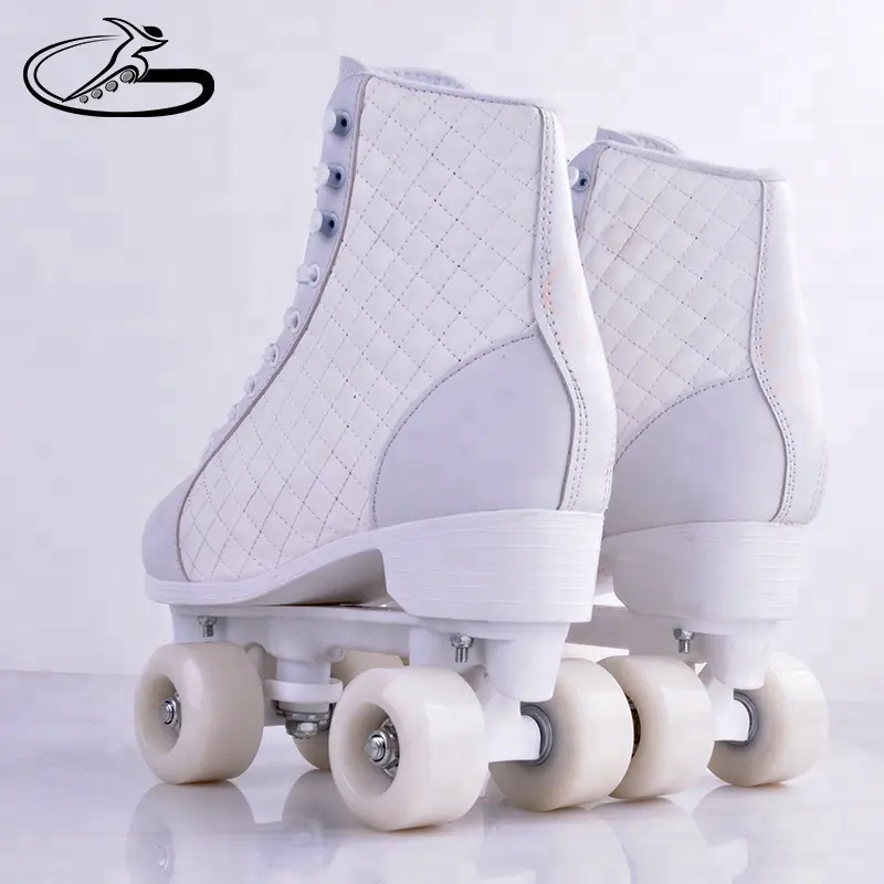 New design White color 4 wheels skate shoe patins quad soy luna