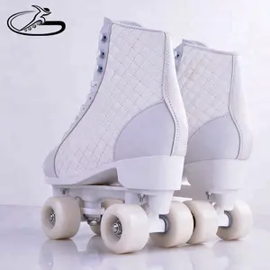 New design White color 4 wheels skate shoe patins quad soy luna