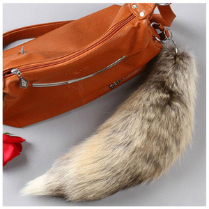 Porte-clés en fourrure de renard véritable fée grande et moelleuse en gros d'usine en Chine - Product Image 4