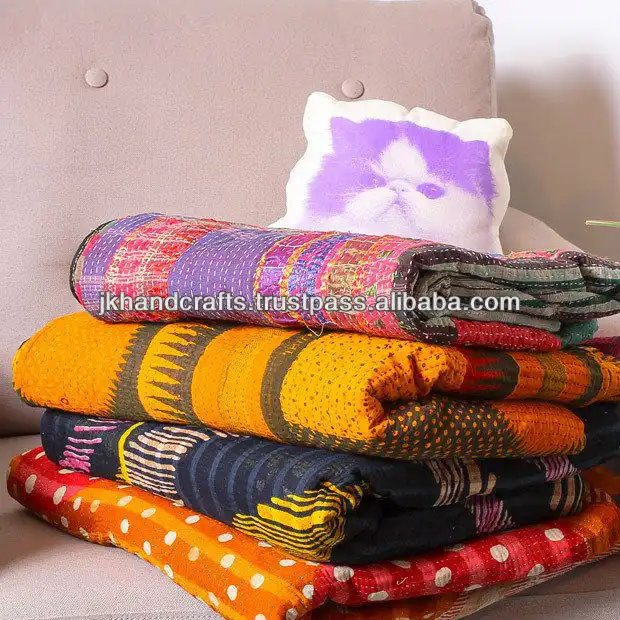 Heimwerker Bright Colors Reversible Sari Cotton Quilts