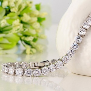 Teemi Classic 4 griffe simple Sona ronde cubique bijoux diamants zircone Platinum Noble Collier Boucle d'oreille de bracelet pou - Product Image 4