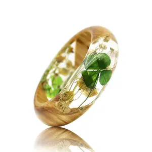 Wholesale chinese lucky dried four leaf clover and flower wood resin bracelet