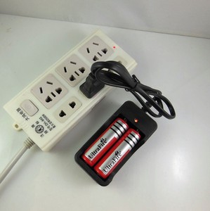Cargador de Baterías de Litio Solar de 2 Ranuras para Baterías Recargables de 3.7V 4.2V 1800mah 2600mah 3400mah 3500mah - Product Image 5