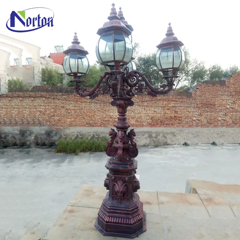 Moderner viktoria nischer Garten im Freien verwendet Straßen laternen mast Kupfer farbe 5 Lampe antike Gusseisen Laternen pfähle