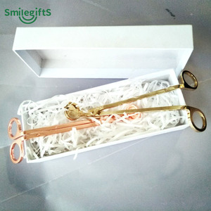 <span class=keywords><strong>Kit</strong></span> d'entretien des bougies en laiton doré de luxe, avec éteignoirs, coupe-mèches, ciseaux et trempettes - Product Image 5