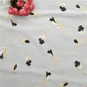 棉布面料 3 色花卉图案刺绣面料