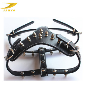 Grosir Rompi Harness Anjing Kulit Bisa Disesuaikan Bertatahkan & Berduri Mewah - Product Image 2