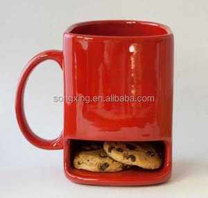 Taza de Leche con Forma de Cara de Monstruo, Tazas de Té, Portavasos para Galletas, Taza de Café de Cerámica con Bolsillo para Galletas, Regalos Promocionales de Dibujos Animados Blancos - Product Image 4
