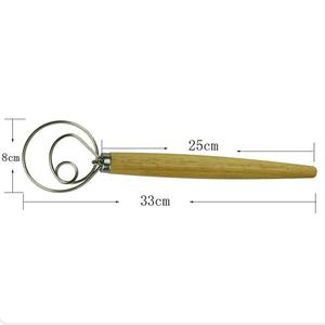 <span class=keywords><strong>Fouet</strong></span> à pâte danois à pain en acier inoxydable 13 pouces avec manche en bois pour pâtisserie, pizza pas cher - Product Image 2