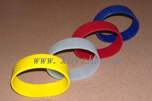 Simple <span class=keywords><strong>y</strong></span> fácil en los ojos de la pulsera de silicona( de un solo color) - Product Image 2