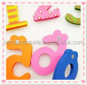 Jouets promotionnels <span class=keywords><strong>en</strong></span> <span class=keywords><strong>bois</strong></span> pour enfants, aimants de réfrigérateur avec lettres et chiffres ABC, dessins animés - Product Image 3