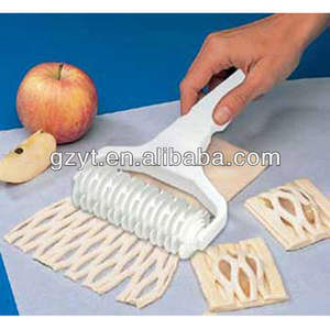 Dụng Cụ Cắt Bột Nhào Bột Nhựa Hình Tròn Dạng Cuộn Màu Trắng Tiêu Chuẩn Thực Phẩm - Product Image 2