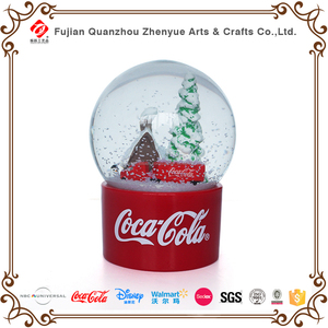 Súper Proveedor de Coca cola Auditados Polyresin Artesanía Bola, Custom Resina Navidad Globo De Nieve De Plástico de Coca cola - Product Image 1