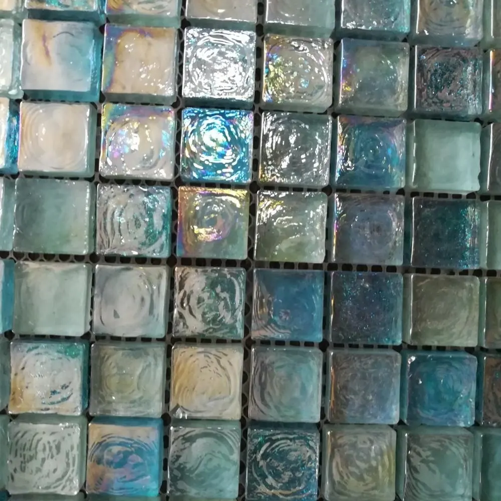 Azulejos de mosaico de vidro verde iridescência, spa/sauna, piscina