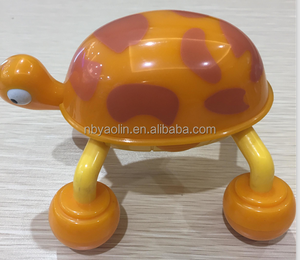 <span class=keywords><strong>Mini</strong></span> Masajeador Corporal de Plástico con Forma de Tortuga para Mujeres y Hombres - Product Image 2