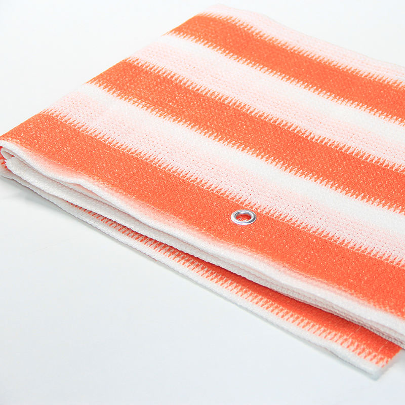 Rayures orange et blanches