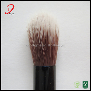 Mejor venta de mango <span class=keywords><strong>largo</strong></span> pincel de maquillaje <span class=keywords><strong>pelo</strong></span> de nylon 8 unidades set hecho en china <span class=keywords><strong>con</strong></span> mango de madera - Product Image 3