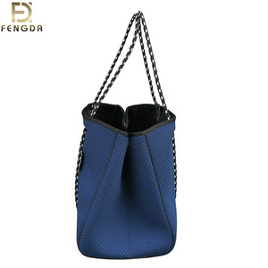 Phụ Nữ Của Thời Trang Chất Lượng Nylon Tote Túi Vuông Đục Công Suất Lớn Dây Kéo Hasp Hai Tay Cầm/Dây Đeo Nút Rỗng Dot Thiết Kế - Product Image 3