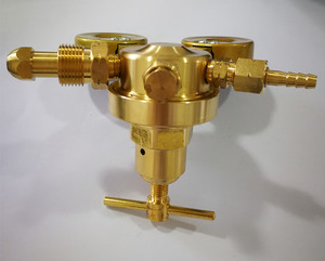 <span class=keywords><strong>Ningbo</strong></span> <span class=keywords><strong>Fenghong</strong></span> pirinç oksijen orta yüksek basınç regülatörü kaynak - Product Image 3