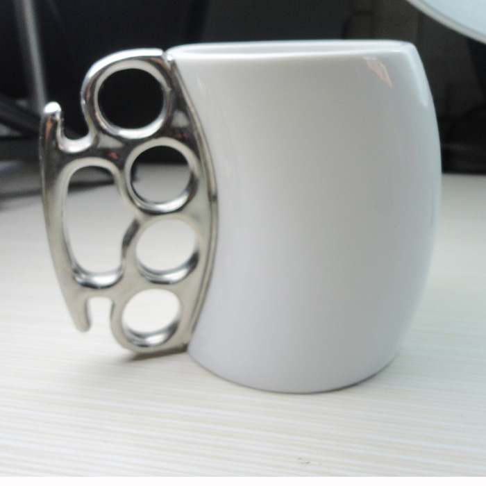 Zogift 2018 negro <span class=keywords><strong>especial</strong></span> puño plumero de mango knuckle taza - Product Image 6