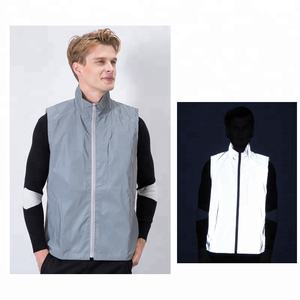 Hochsichtbare China Atmungsaktive Mesh-Futter Glänzende Nylon Silbergraue Reflektierende Wasserdichte Motorrad-Sicherheitsjacken - Product Image 1