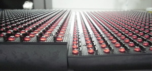 Al aire libre/semi-exterior-<span class=keywords><strong>p10</strong></span> <span class=keywords><strong>1r</strong></span> -<span class=keywords><strong>v701c</strong></span> 32*16 puntos/píxeles <span class=keywords><strong>p10</strong></span>-<span class=keywords><strong>1r</strong></span> al aire libre pantalla <span class=keywords><strong>led</strong></span> módulo - Product Image 4