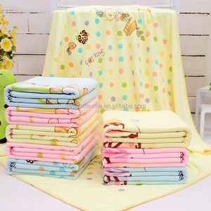 Мягкое детское полотенце из микрофибры с принтом на заказ - Product Image 1