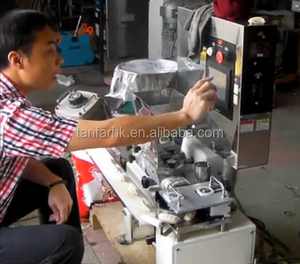 Japon JG-30 Boulette Faisant La Machine Utilisée - Product Image 6