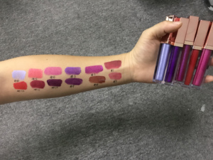 Brillo de labios, Pintalabios sin etiqueta, líquido mate - Product Image 4
