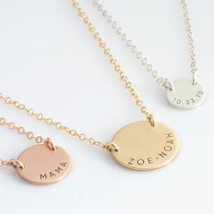 Collar de disco redondo de lujo, joyería de lujo, Collar personalizado grabado de mamá de oro rosa para venta al por mayor, 2019